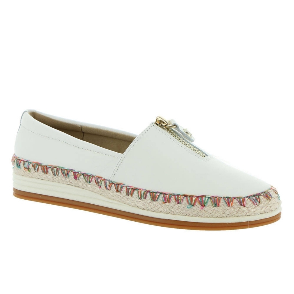 BRAND NEW ANNE KLEIN SNEAKER - Picture 2 of 10